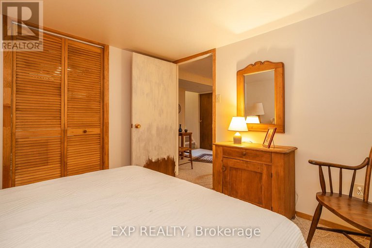 29009959/504-thessaly-circle/alta-vistafaircrest-heights/ottawa/ontario/K1H5W5_37