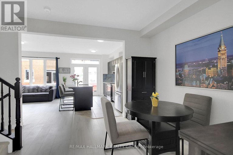 28480332/676-quilter-row/goulbourn-twp-from-franktown-rdsouth-to-rideau/ottawa/ontario/K0A2Z0_8