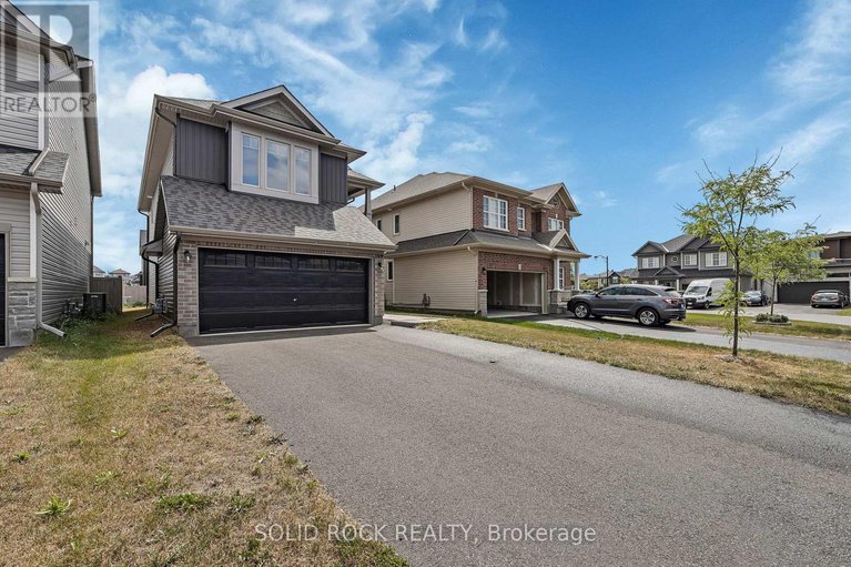 28814224/149-minikan-street/blossom-parkkemp-parkfindlay-creek/ottawa/ontario/K1X0E5_2