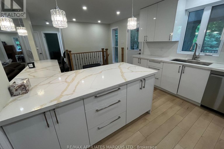 28751260/4960-county-rd-34-road/south-glengarry-charlottenburgh-twp/south-glengarry/ontario/K0C2J0_10