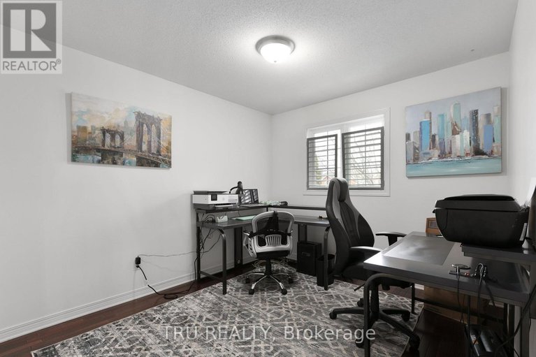 28714500/18-gannet-street-w/carson-meadows/ottawa/ontario/K1K4T7_28
