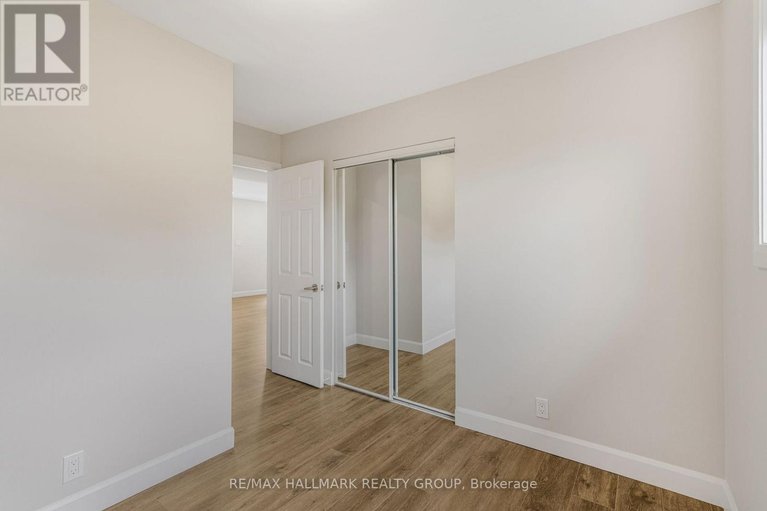 29474454/3900-champlain-road/clarencerockland-twp/clarence-rockland/ontario/K0A1E0_18