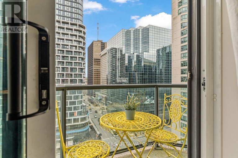 28610593/1403-445-laurier-avenue-w/ottawa-centre/ottawa/ontario/K1N6R4_11