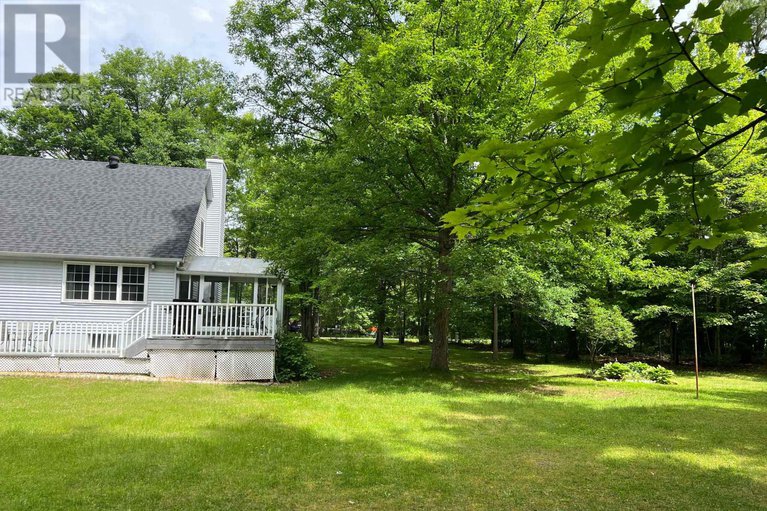 28549907/249-bracken-avenue/drummondnorth-elmsley-north-elmsley-twp/drummondnorth-elmsley/ontario/K7A4S4_5