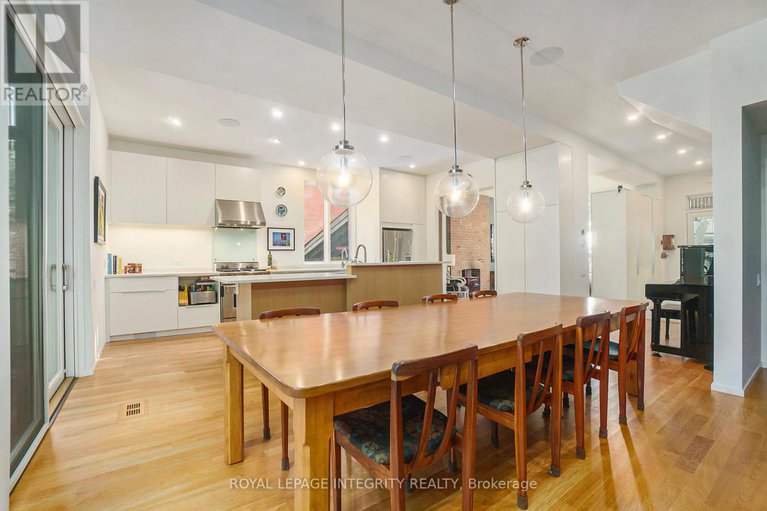 28914148/45-mcleod-street/ottawa-centregolden-triangle/ottawa/ontario/K2P0Z4_15