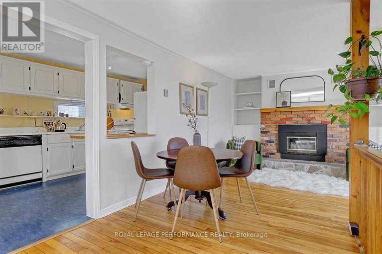 29581422/1141-north-river-road/overbrook/ottawa/ontario/K1K3W4_13