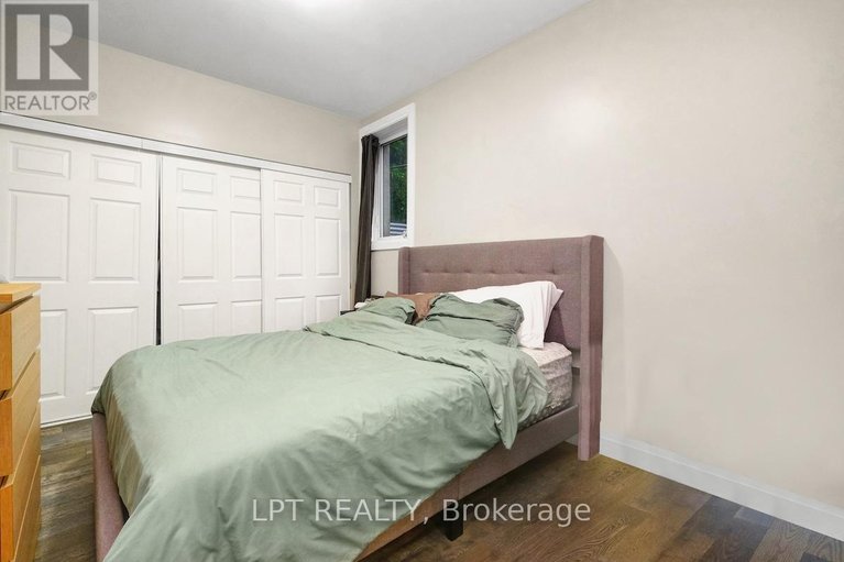 29620533/319-glynn-avenue/overbrookcastle-heights/ottawa/ontario/K1K1R9_41