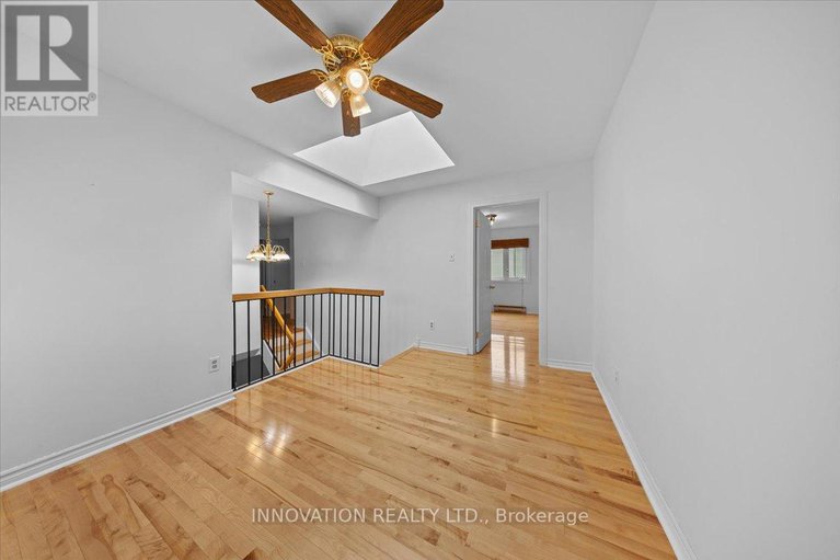 28436166/1553-marcoux-drive/bilberry-creekqueenswood-heights/ottawa/ontario/K1E2K5_18