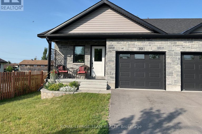 28222436/301-napier-court-nw/almonte/mississippi-mills/ontario/K0A1A0_2