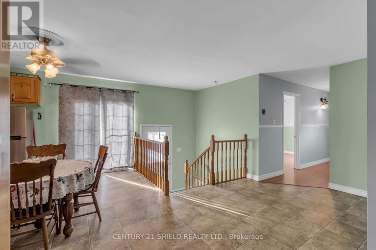29018476/14276-dafoe-road/south-stormont-osnabruck-twp/south-stormont/ontario/K0C1M0_10