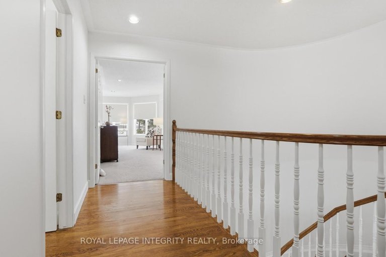 29525646/20-farmfield-crescent/emerald-meadowstrailwest/ottawa/ontario/K2M2S9_21