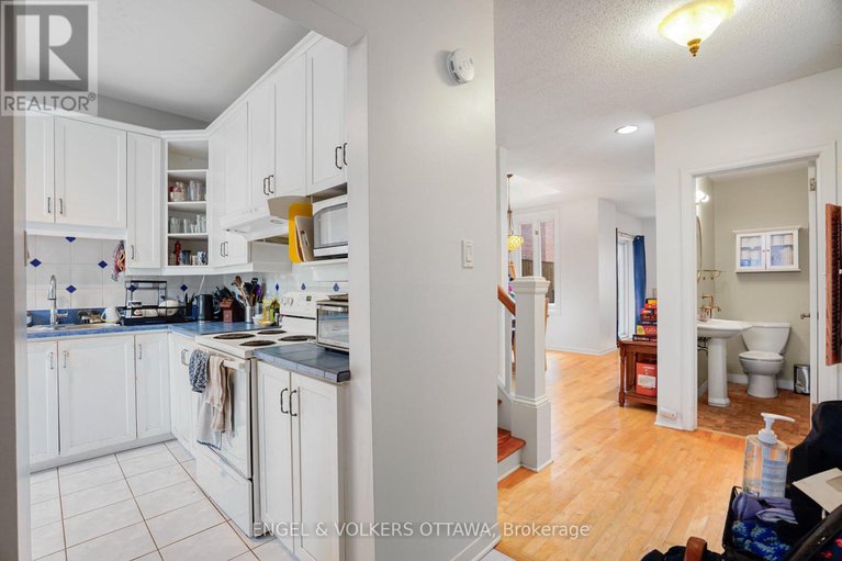 29159211/293-somerset-street-e/sandy-hill/ottawa/ontario/K1N6V9_3