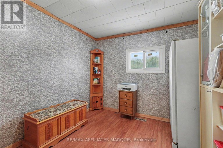 29636238/295-glenview-road/drummondnorth-elmsley-north-elmsley-twp/drummondnorth-elmsley/ontario/K7A4S4_13