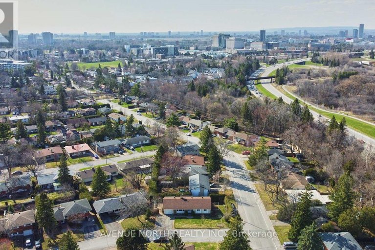 29653948/980-wiseman-crescent/riverside-park/ottawa/ontario/K1V8J4_45