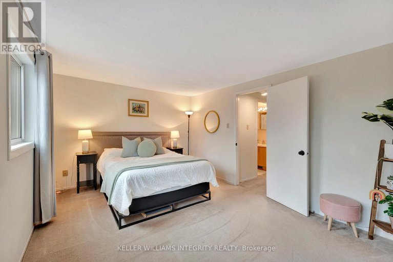 28487688/c-6-offenbach-lane/centrepointe/ottawa/ontario/K2G4Z5_18