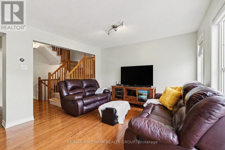 29628515/2516-nutgrove-avenue/half-moon-bay/ottawa/ontario/K2J0X3_12