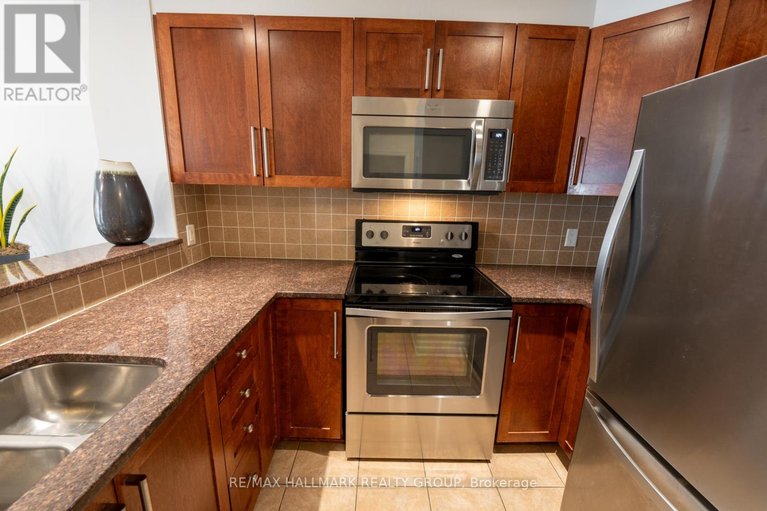 29642521/1007-200-besserer-street/sandy-hill/ottawa/ontario/K1N0A7_6