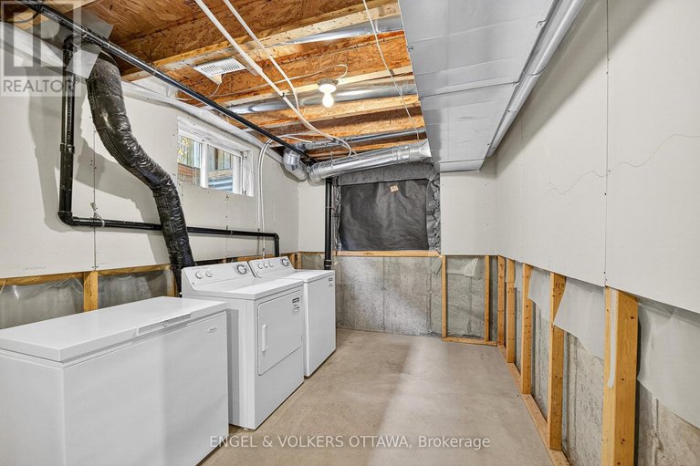 29030963/277-mart-circle/manor-park/ottawa/ontario/K1K4W2_37