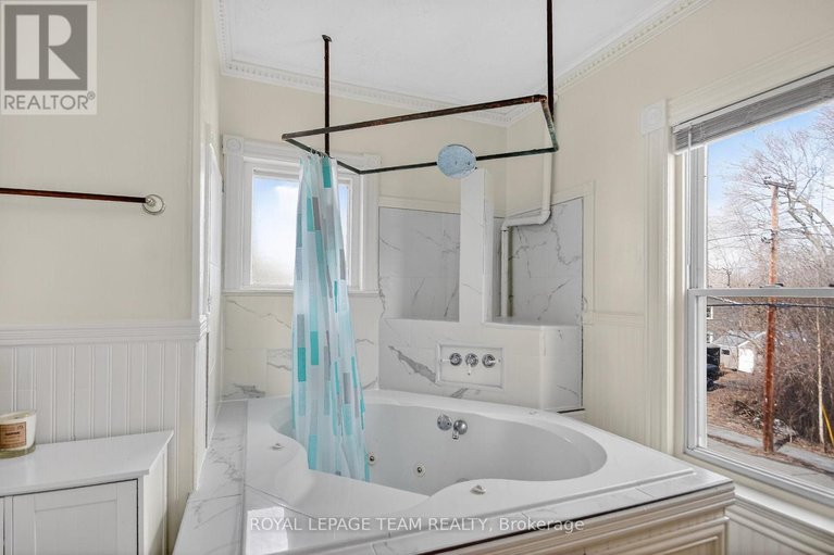 29560041/12332-county-rd-5-road/south-dundas-williamsburgh-twp/south-dundas/ontario/K0C2H0_25