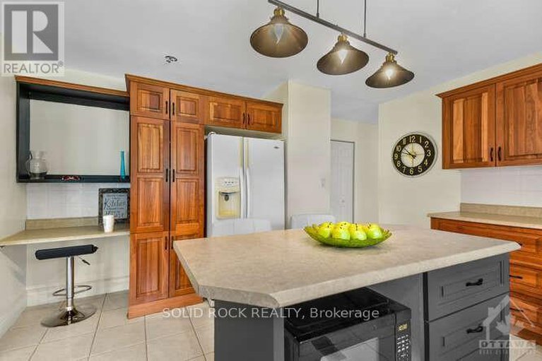 27334925/2597-north-campbell-road/augusta/augusta/ontario/K0E1T0_17