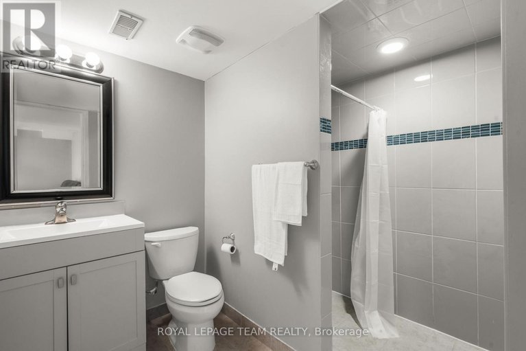 28622514/3411-woodroffe-avenue/strandherd/ottawa/ontario/K2G7A1_30