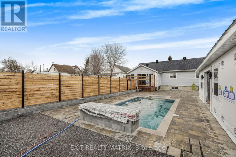 29241507/213-longueuil-street/lorignal/champlain/ontario/K0B1K0_28