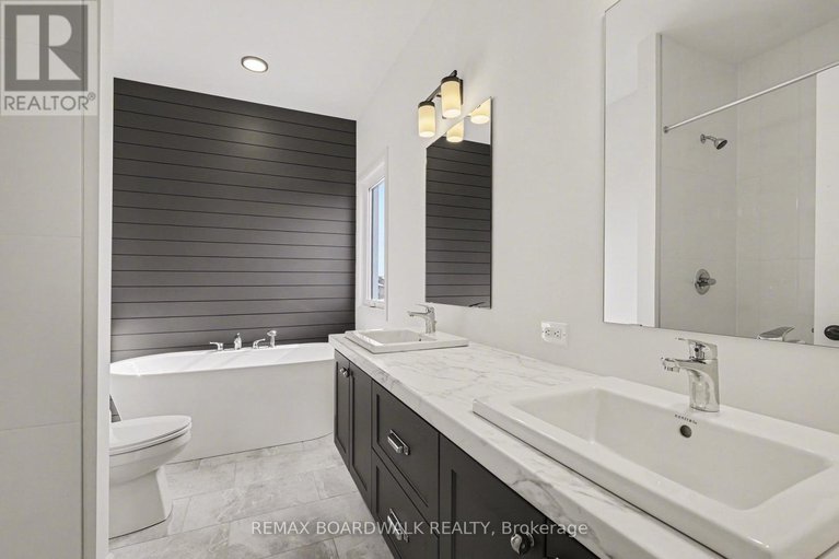 29312139/444-aurora-street/russell-twp/russell/ontario/K4R0L3_11