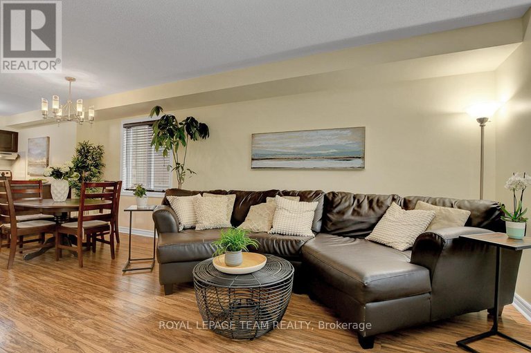 28579922/695a-sue-holloway-drive/strandherd/ottawa/ontario/K2J5R6_12