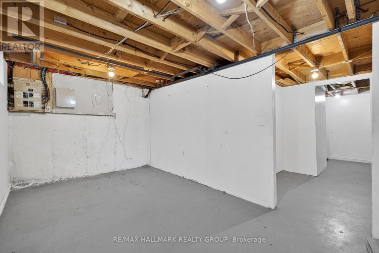 29685312/3219-stockton-drive/blossom-parkkemp-parkfindlay-creek/ottawa/ontario/K1T1S3_37
