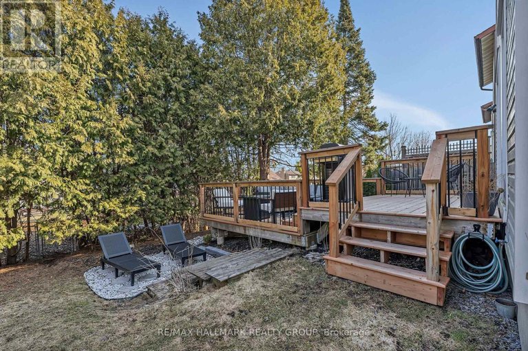 29586664/1059-avignon-court/orleans-wood/ottawa/ontario/K1C2N4_41