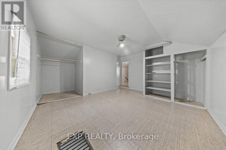 28650137/198-hinchey-avenue/mechanicsville/ottawa/ontario/K1Y1L7_24