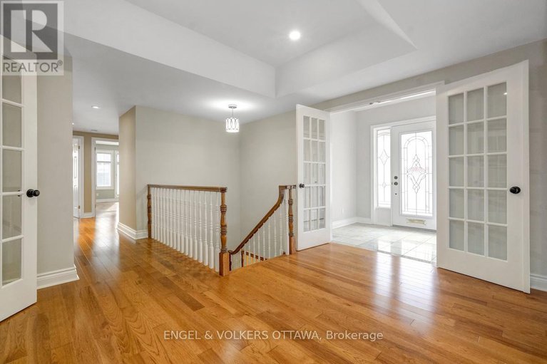 29162834/25-bittern-court/rockcliffe/ottawa/ontario/K1L8K9_4