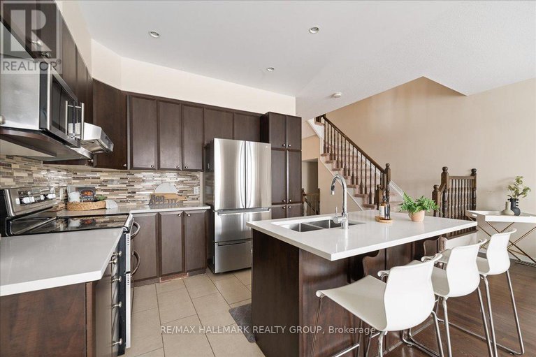 28740673/1780-plainridge-crescent/notting-hillsummerside/ottawa/ontario/K4A0L9_6
