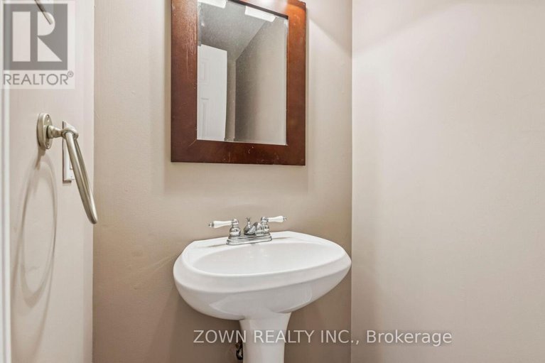 29305756/104-banchory-crescent/morgans-grantsouth-march/ottawa/ontario/K2K2V2_21