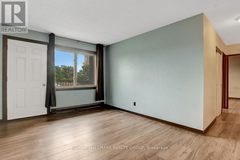 28825537/401c-2041-arrowsmith-drive/beacon-hill-south/ottawa/ontario/K1J7V7_5