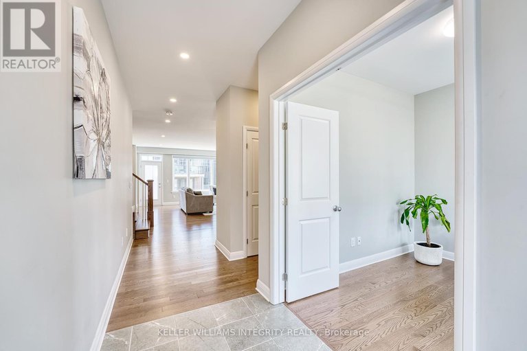 28361700/232-ketchikan-crescent/kanata-lakesheritage-hills/ottawa/ontario/K2T0S3_2
