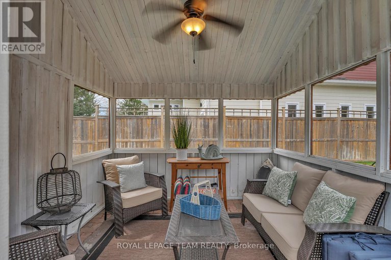 28266949/129-ridgeview-drive/carp/ottawa/ontario/K0A1L0_9