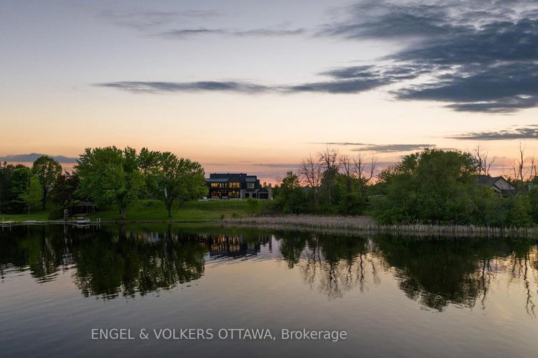 28278709/39-winding-way/barrhaven-east/ottawa/ontario/K2C3H1_3