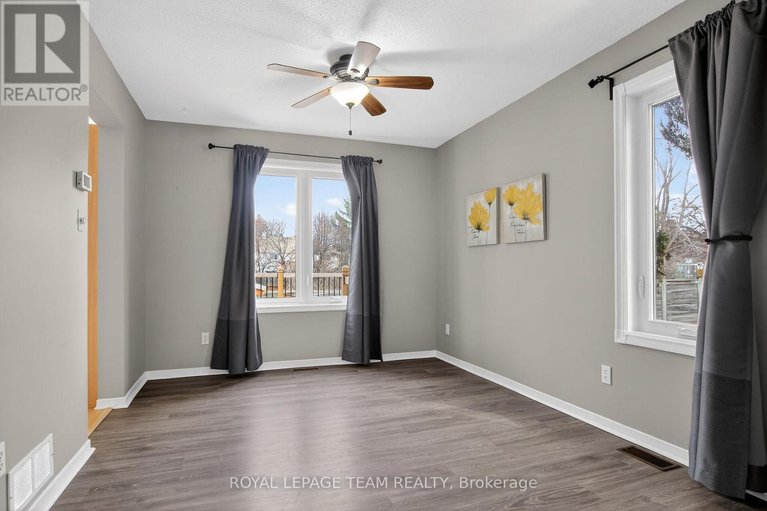 29460136/21-baton-court/katimavik/ottawa/ontario/K2L4C8_14