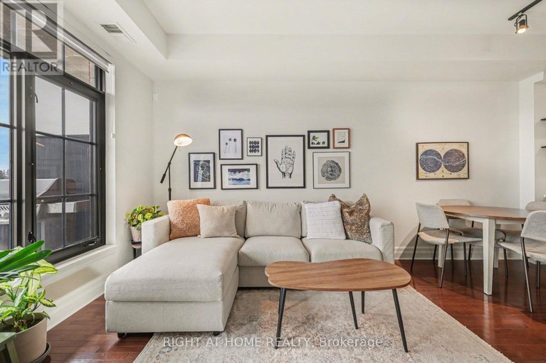 29563754/810-330-loretta-avenue-s/west-centre-town/ottawa/ontario/K1S4E8_7