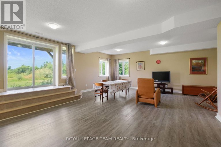 28566051/195-stonewood-drive/beckwith-twp/beckwith/ontario/K7C3P2_32