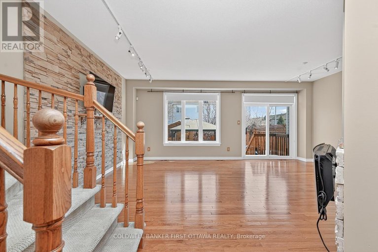 29653721/102-windance-crescent/morgans-grantsouth-march/ottawa/ontario/K2W0A7_5