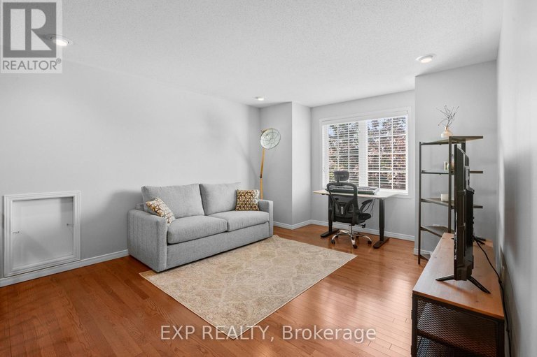 28687112/111-coursier-crescent/avalon-east/ottawa/ontario/K4A4N4_31