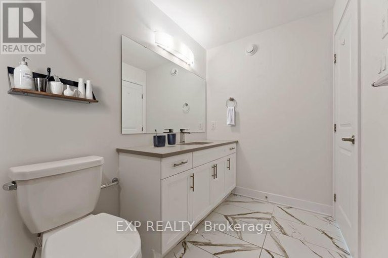 29130653/796-solarium-avenue/riverside-southgloucester-glen/ottawa/ontario/K4M0N7_28