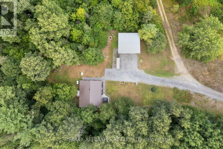 28768998/788-french-line-road/lanark-highlands-darling-twp/lanark-highlands/ontario/K0G1K0_45