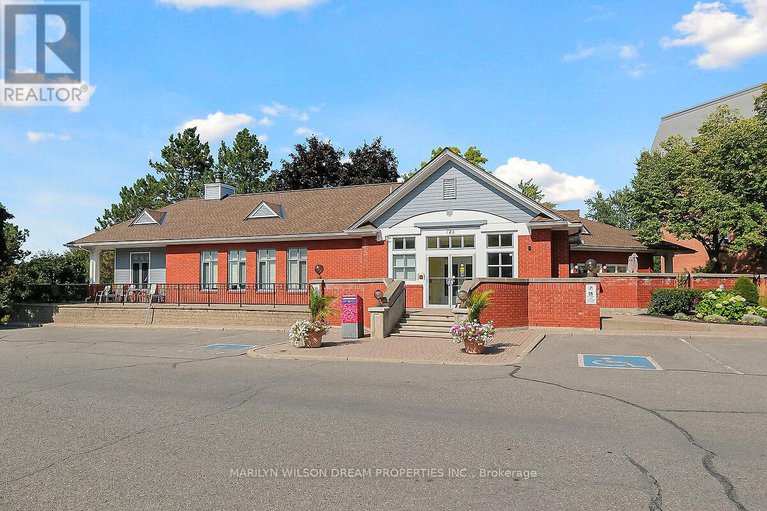 28837853/701-136-darlington-private/hunt-clubwestern-community/ottawa/ontario/K1V0X6_46