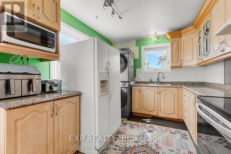 29506603/3142-dumaurier-avenue-e/fairfield-heights/ottawa/ontario/K2B8R1_9