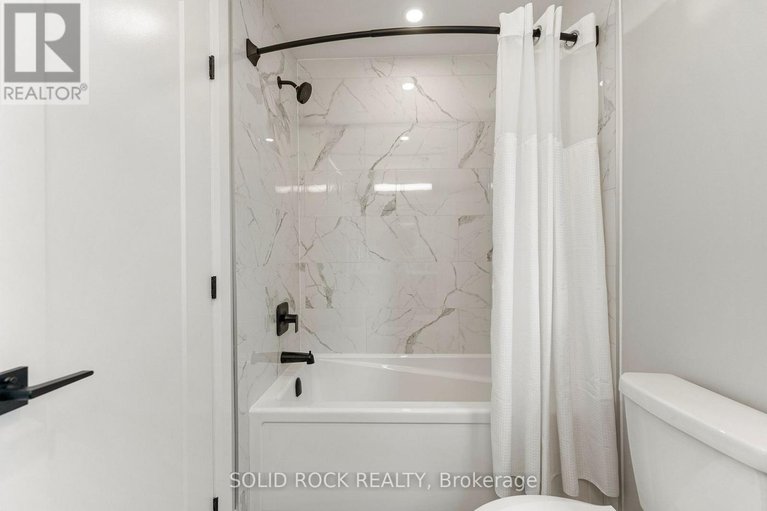 28762668/210-carleton-avenue/ottawa-westtunneys-pasture/ottawa/ontario/K1Y0J3_28
