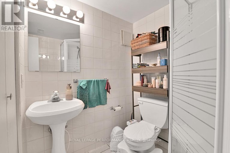 28997583/934-smyth-road/elmvale-acresurbandale/ottawa/ontario/K1G1P6_23