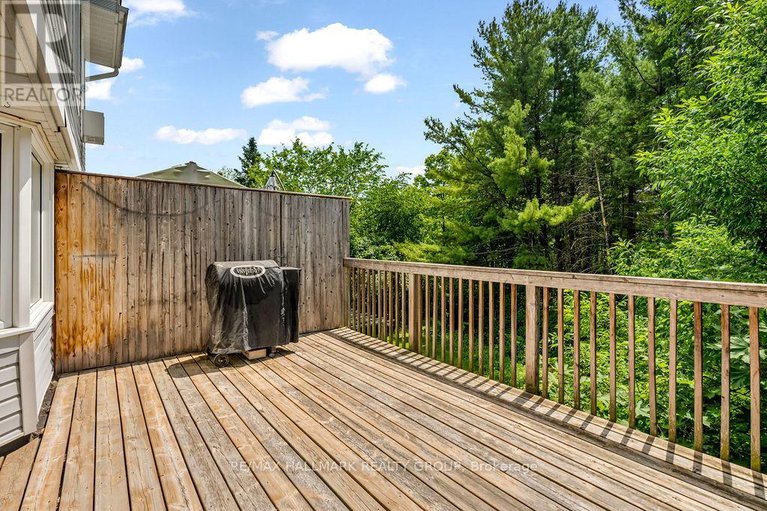 28556147/4-1-timberview-way/westcliffe-estates/ottawa/ontario/K2H9M7_20